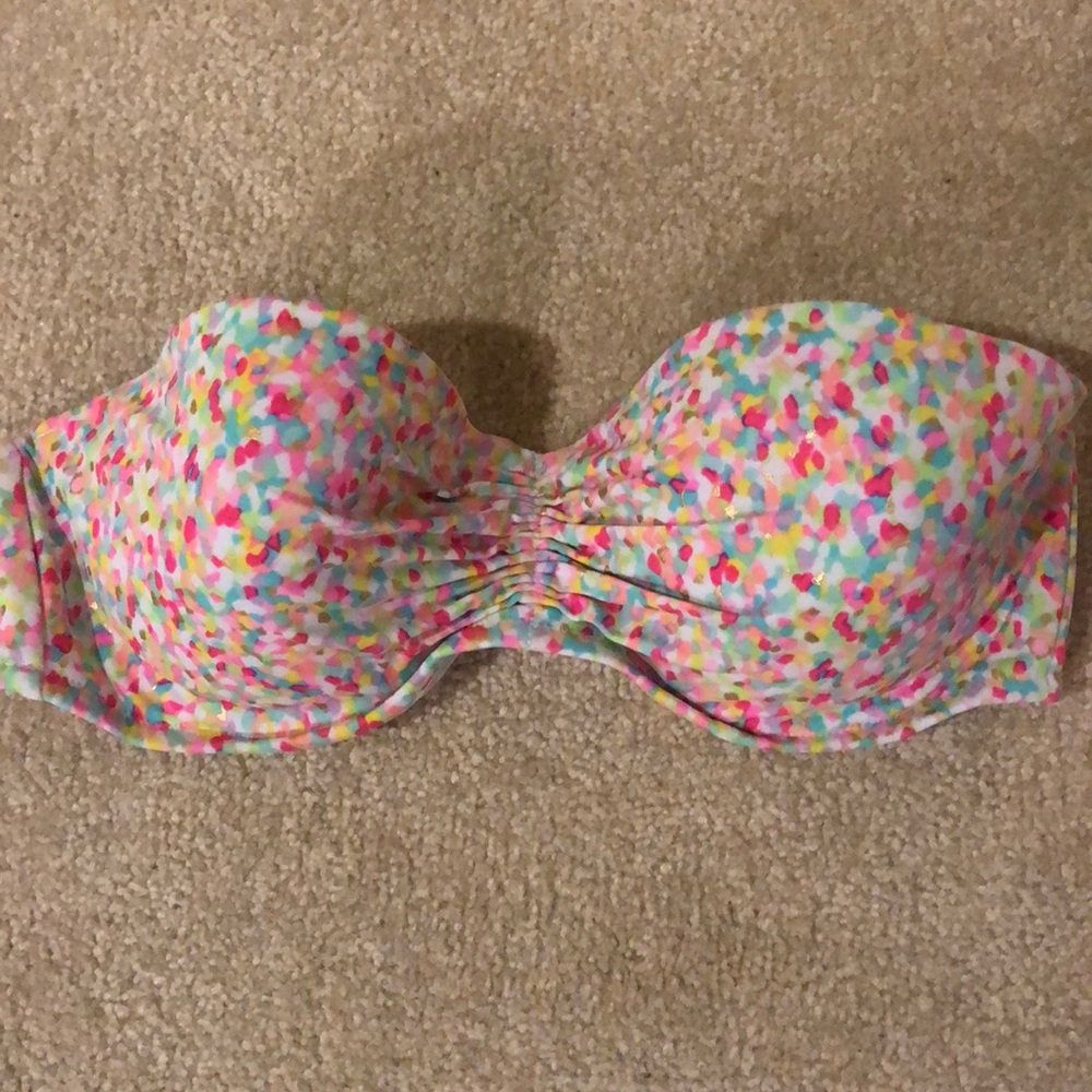 NWOT Colorful Strapless Top - Size 36C